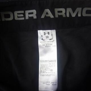 ハーフパンツ（アンダーアーマー）の画像