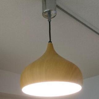 ニトリ　吊り下げ照明の画像