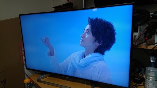 シャープ　40インチ　ネット対応TV　サラウンドバースピーカー付き！