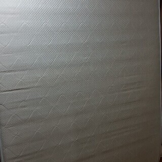 3000円145cm * 200cmダブルベッド + マットレスの画像