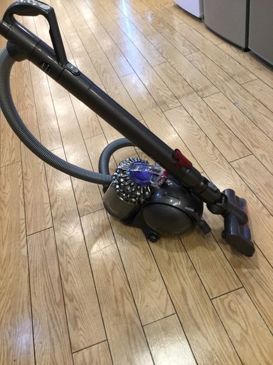 【安心６カ月保証付】dyson サイクロン式掃除機 DC63 2015年製 【ﾄﾚﾌｧｸ桶川店】
