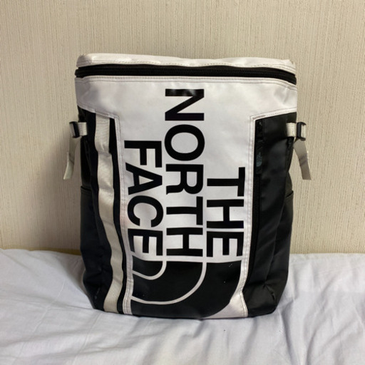 THE NORTH FACE ノースフェイス リュック 白黒