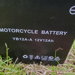 バイク用バッテリー　YB12A-A