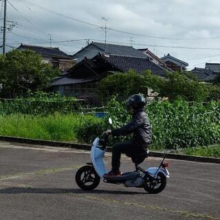 スズキ　チョイノリ　実働車の画像