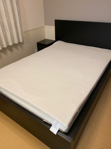 IKEA MALM ダブルベッド HAMARVIKマットレスセット