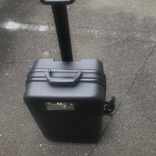 無料　スーツケース小さめ