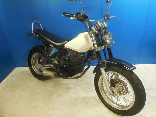 YAMAHA TW225 白 期間限定値下げサマーセール 諸経費０円 始動確認済み 自賠責保険加入で乗れます 即納車有り 激安 横浜 都筑 宮前