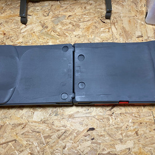 エマーソン折りたたみ式作業寝台の画像