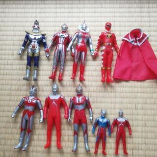 ウルトラマン他ソフビ　9体