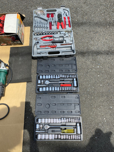 値下げしました　超お得工具セット　コンプレッサー付き
