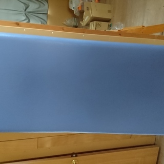 エステ台　マッサージ台　診察台　ベッド