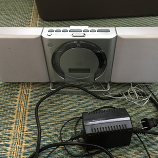 【取り引き中】コンポあげます！