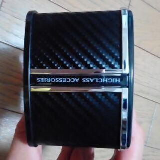 車用ドリンクホルダー　カーボン柄