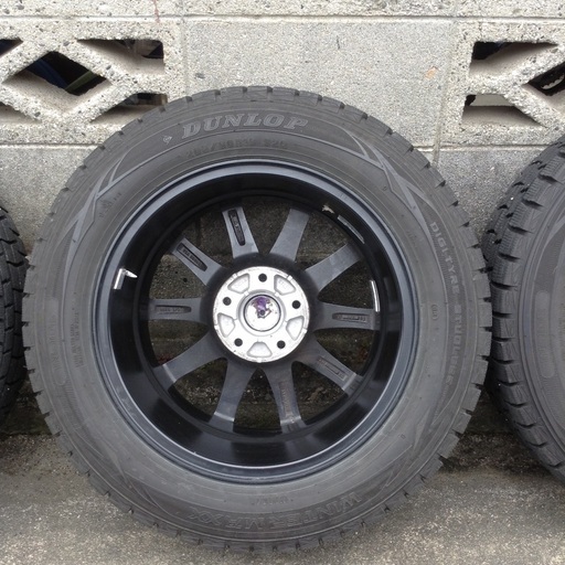 【値下げしました】ダンロップ ウィンターマックス01 205/60R16
