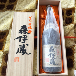森伊蔵1800ml（桐箱入り）包み紙に多少難あります Amazon.co.jp: 森伊蔵 芋焼酎 25度 純正桐箱入り 1800ml 森伊蔵