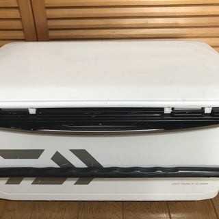 【中古 傷あり】daiwa　ライトトランク4　SU2000R　シルバー