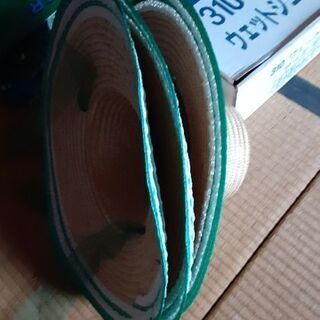麦わら帽子　三個の画像