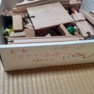 ウッド　手コロ電車　取引中の画像