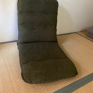 座椅子　リクライニング可能