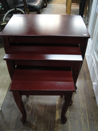 16478円を3割引きで販売中！ネストテーブル3点セット　猫脚　ネコ脚　コーヒーテーブル　サイドテーブル　ローテーブル　小型テーブル　花台　電話台