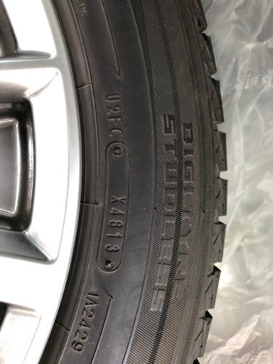 スタッドレスタイヤ 225/60 R17 & スバル純正ホイール フォレスターSJ型　PCD100　