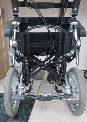 【引取限定】ミキ 車いす 中古品 店頭展示品 黒 SKT-8 手動 リクライニング【小倉南区葛原東】