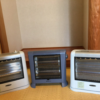 電気ストーブ3個