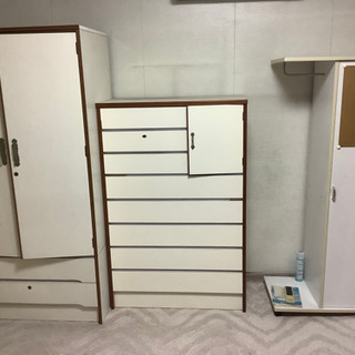 タンス　クローゼットの画像
