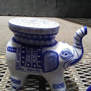 ペアでどうぞ、ぞうさんの陶器の画像