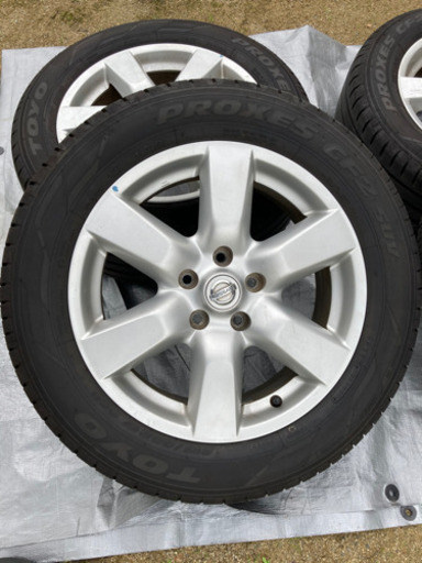 TOYOタイヤ　PRONES CF2 215/60R17 4本セット