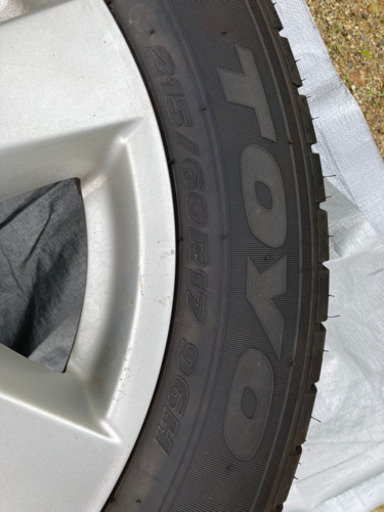 TOYOタイヤ　PRONES CF2 215/60R17 4本セット