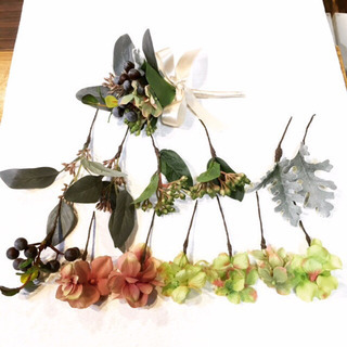 ブーケ　ブートニア　髪飾り　セット　結婚式　造花　3点セットの画像