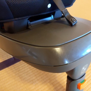定価4万円 チャイルドシート(ISOFIX対応) 新生児～4歳 タカタの画像