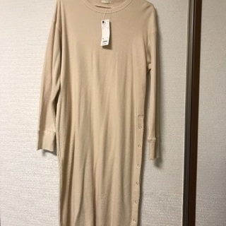 GU🎶昨年購入品🎶タグ付き未着用品🎶XL