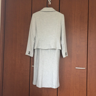 スーツ、ジャケットの画像