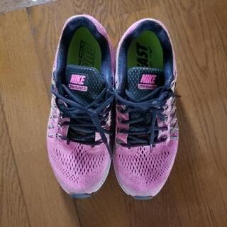 【取り置き中】ナイキ23.5 レディース