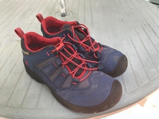 KEEN トレッキングシューズ