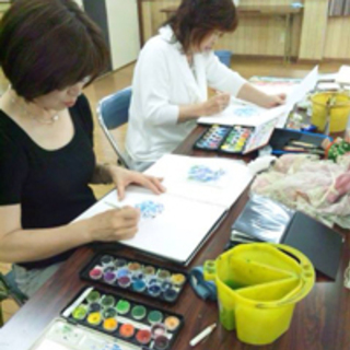 子どものお絵かきから大人までいろんなクラスがある楽しい絵画教室です♪