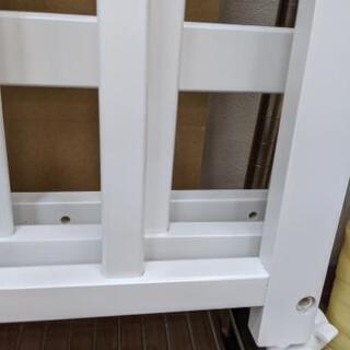 ベビーベッド 西松屋 軽量 120×70cm 白 美品💳自社配送時🌟代引き可💳※現金、クレジット、スマホ決済対応※の画像