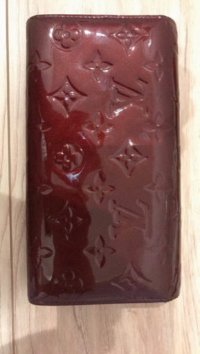 LV財布
