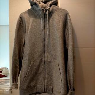 H&Mのグレーのパーカー、サイズＸＬ