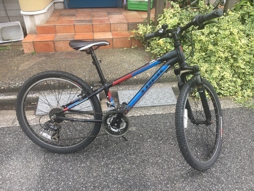 TREK キッズ　マウンテンバイク