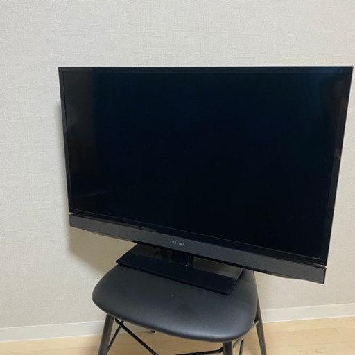 至急?美品 東芝製32型TV 純正リモコン付き