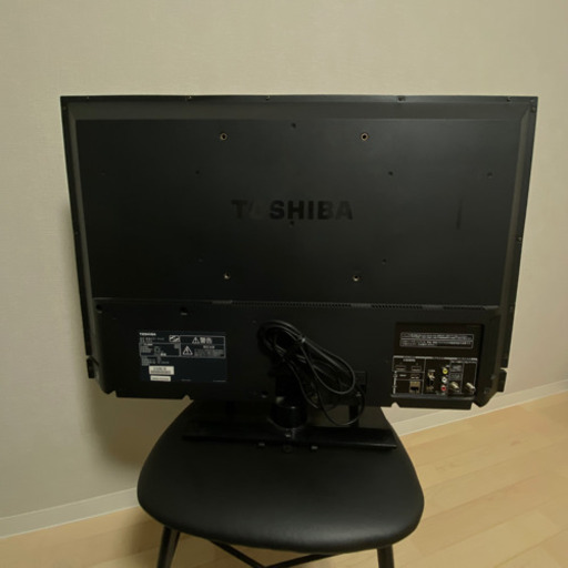 至急?美品 東芝製32型TV 純正リモコン付き