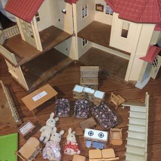 シルバニアファミリー　写真にある物すべての画像