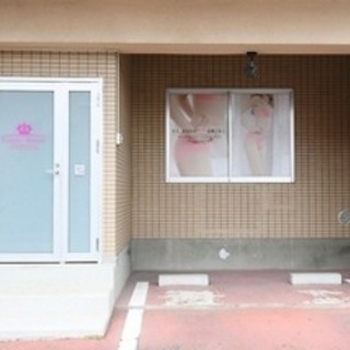 個室エステサロンエステシャン募集★未経験可能！話題のハイパーナイフを導入！完全個室マンツーマンの施術になります。の画像