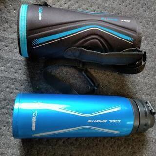 象印  水筒  カバー付き、美品の画像