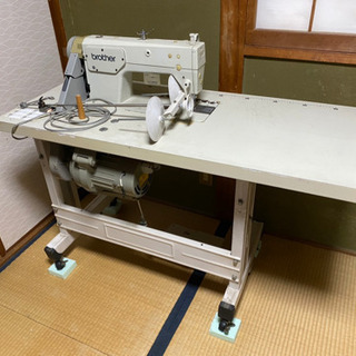 ミシン　プロ　工業用マシーン　ブラザー　BROTHER
