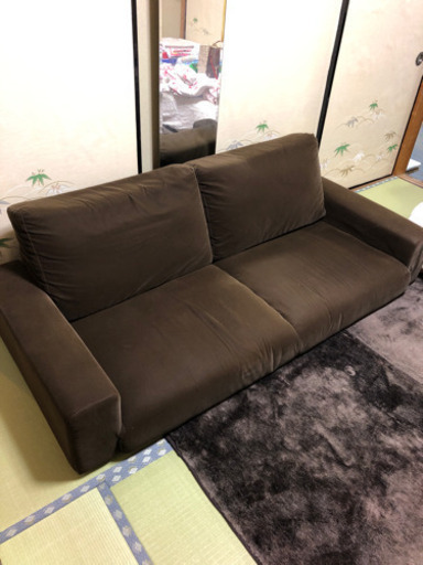 ソファ　2人がけ　ゆったり　ブラウンベッドにもなります