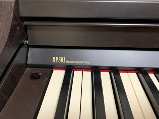 Roland 電子ピアノ np301
